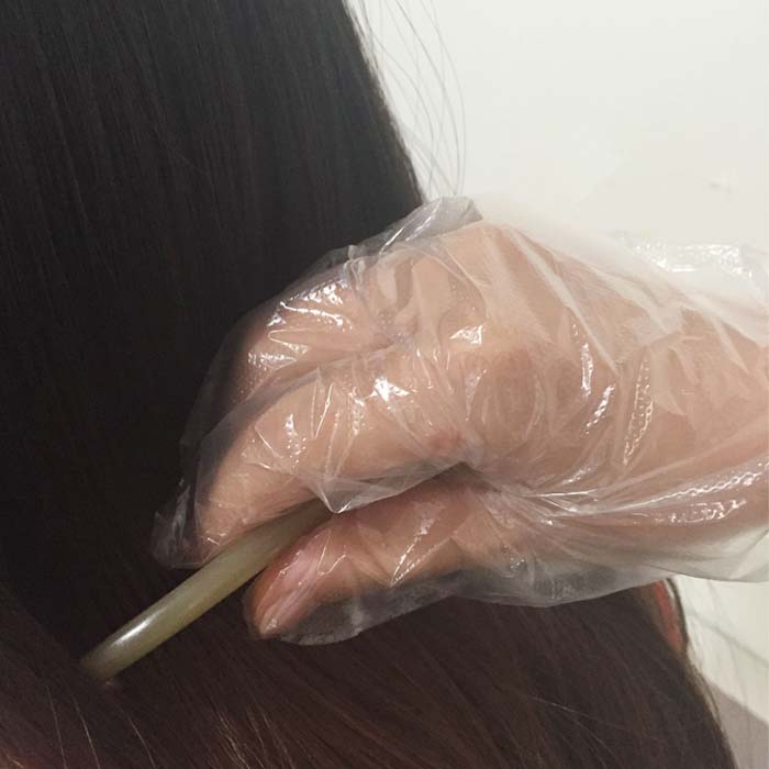 Jednorazowe polietylenowe rękawiczki do farbowania włosów